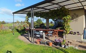 Waitomo Golfstays B&B